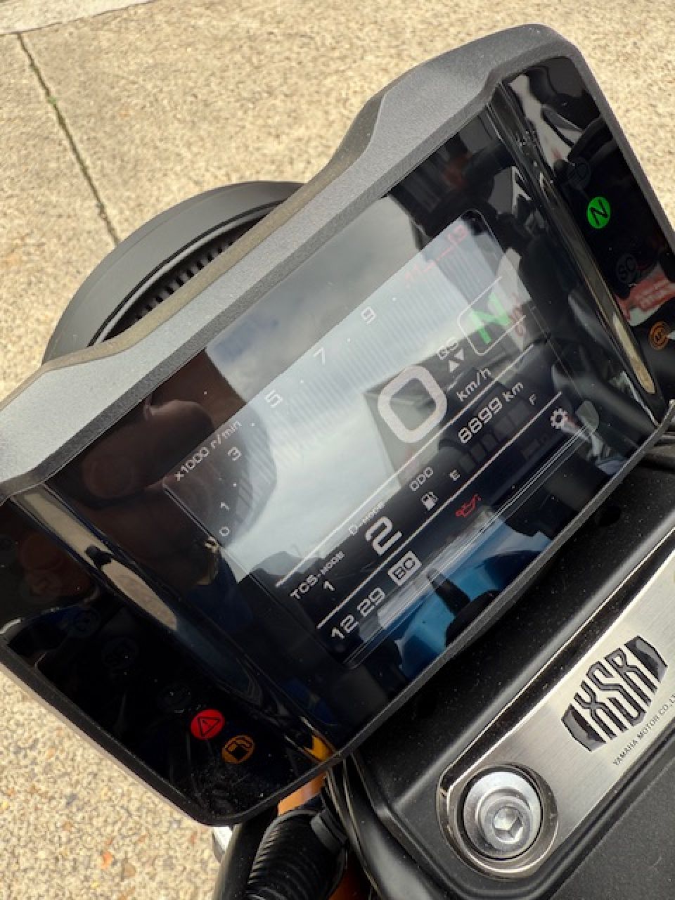 YAMAHA XSR 900 4