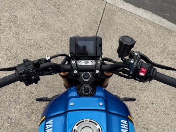 YAMAHA XSR 900 4