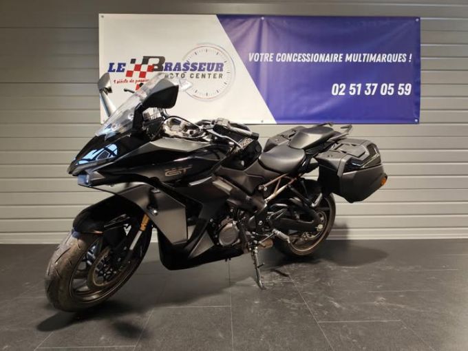 SUZUKI GSX-S 1000 GT 4