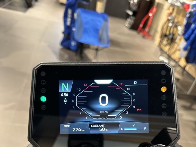 YAMAHA MT-07 Y-AMT 4