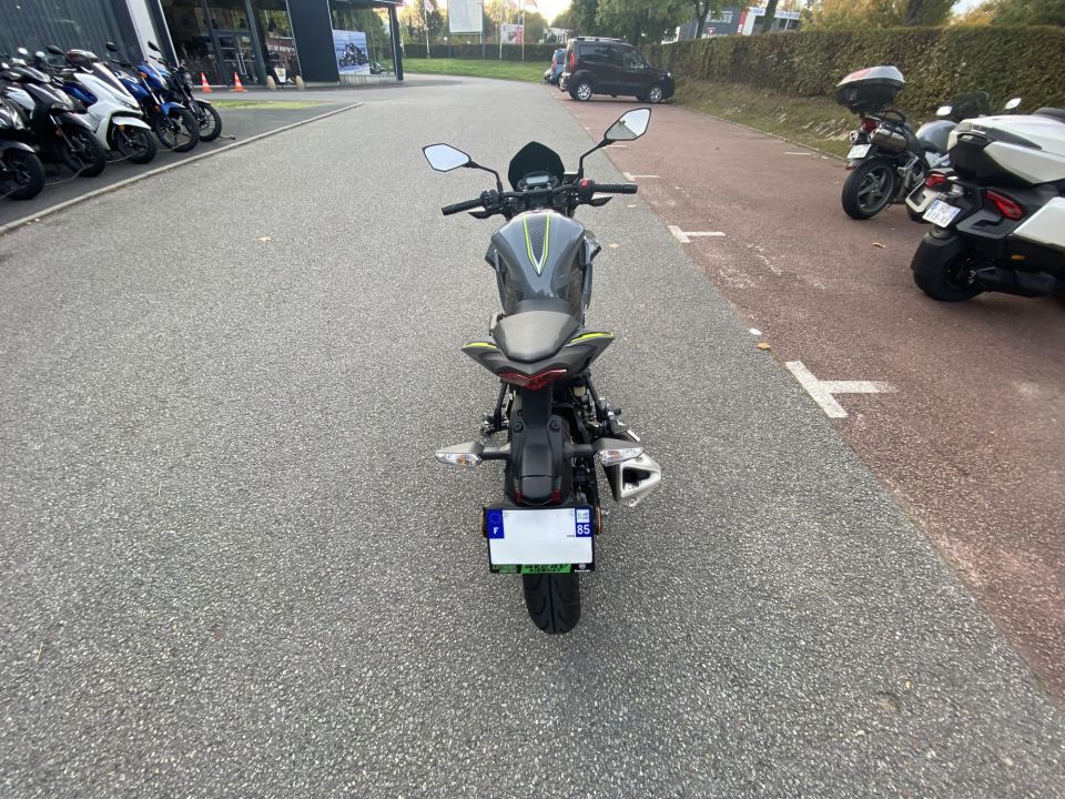 KAWASAKI Z125 4