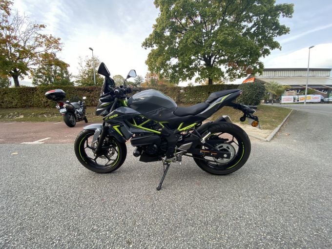 KAWASAKI Z125 4