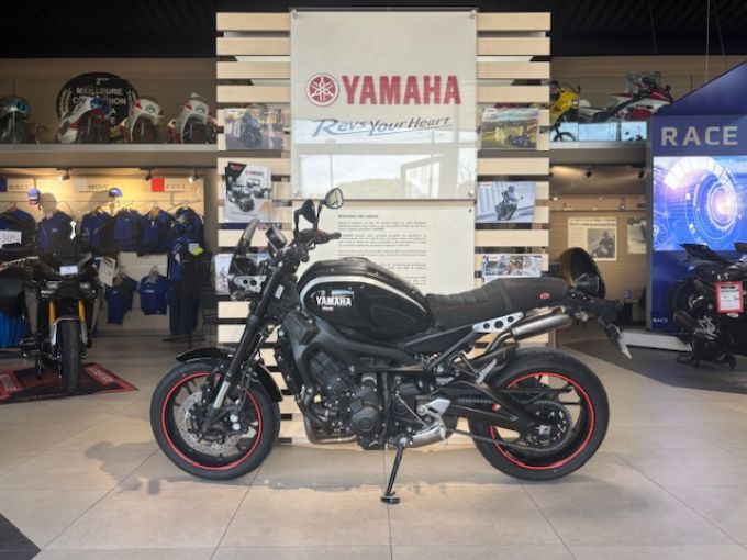 YAMAHA YAMAHA XSR 900 AKRAPOVIC +DE 2700€ D'EQUIPEMENT GTIE 12 MOIS 135€/MOIS* 4