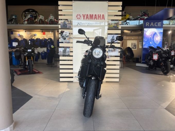 YAMAHA YAMAHA XSR 900 AKRAPOVIC +DE 2700€ D'EQUIPEMENT GTIE 12 MOIS 135€/MOIS* 4