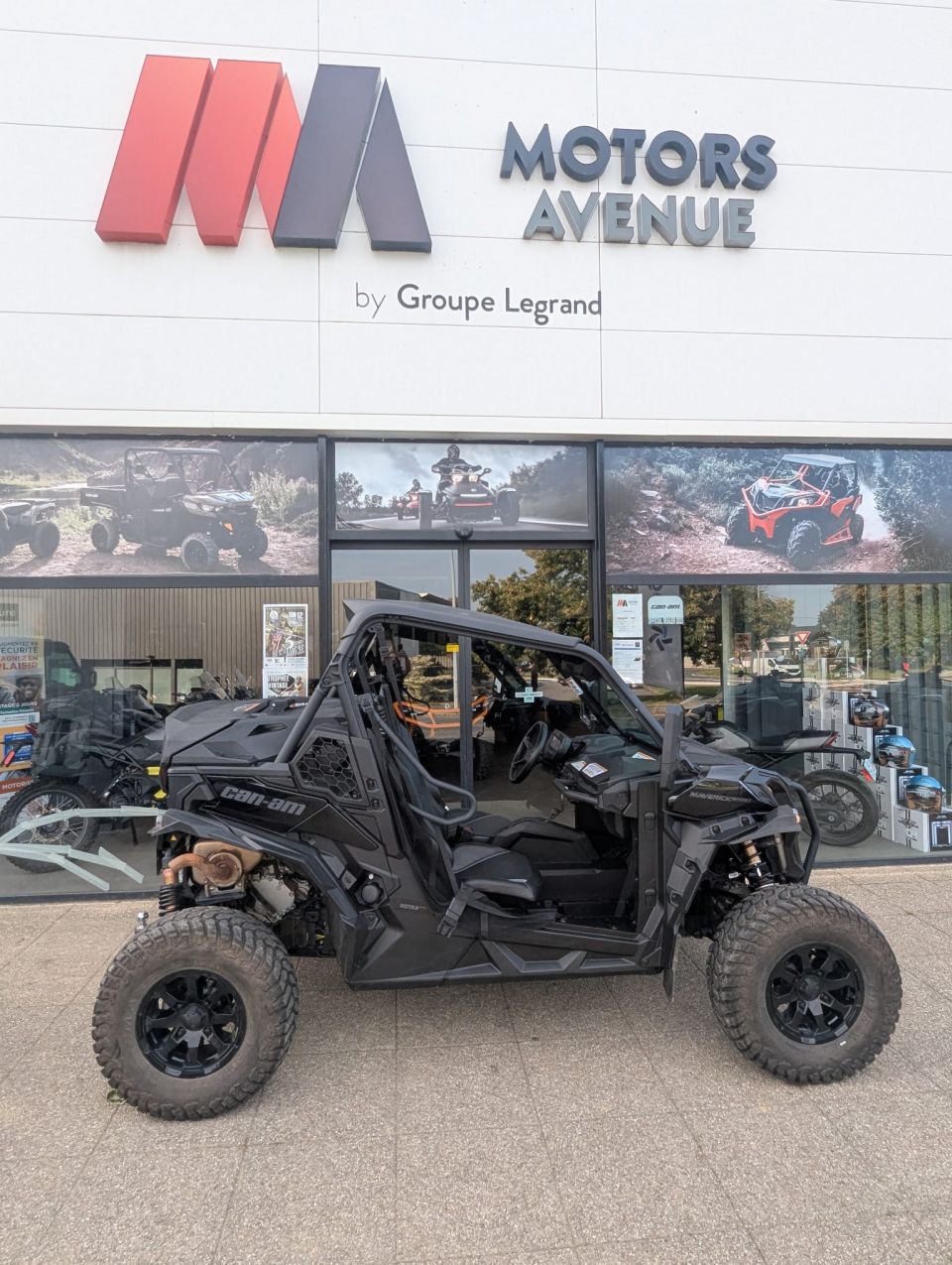 CAN-AM MAVERICK 4