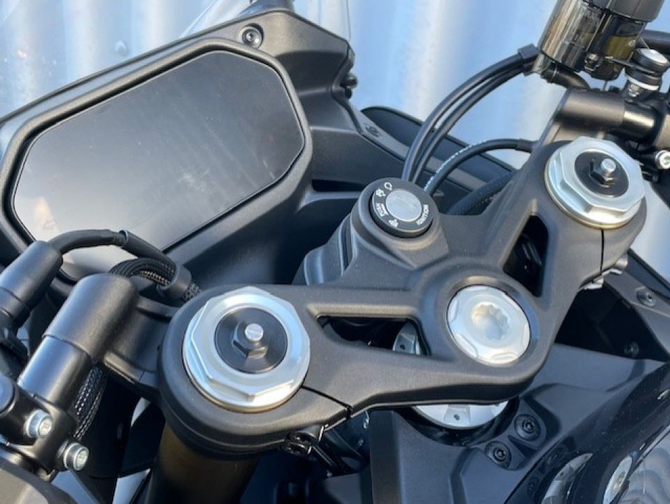 BENELLI TORNADO 550 4