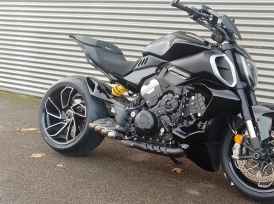 DUCATI DIAVEL V4 - 2023