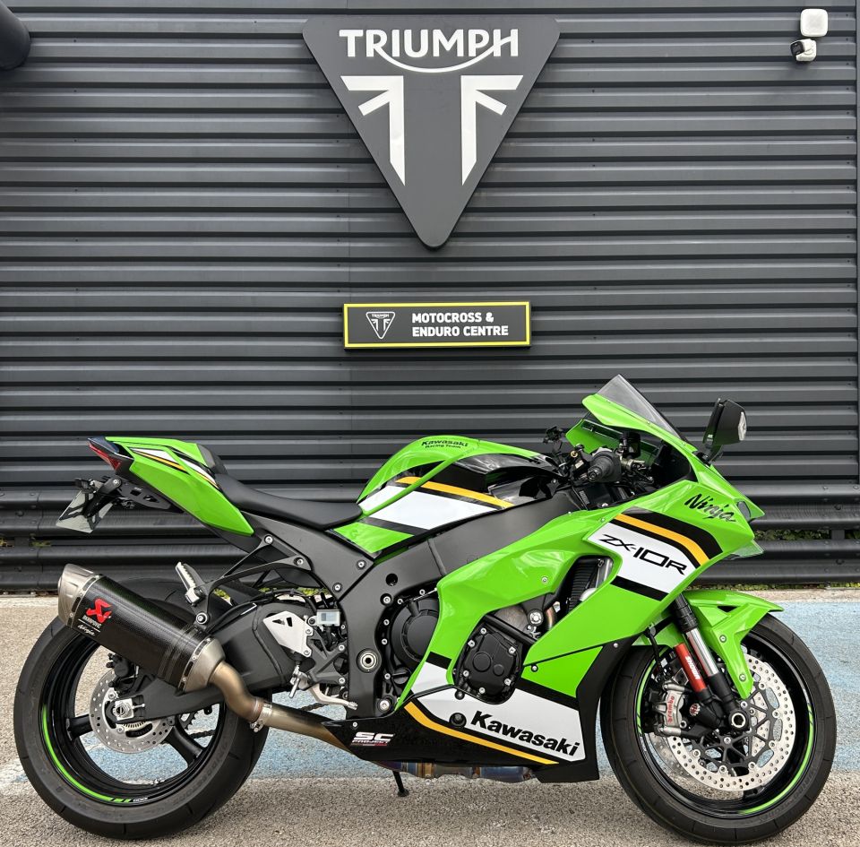 KAWASAKI ZX-10R 4