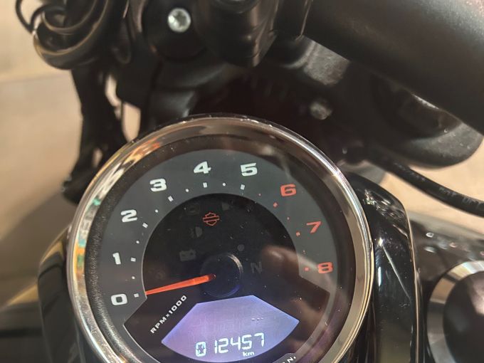 HARLEY-DAVIDSON SOFTAIL FAT BOB 1745 4