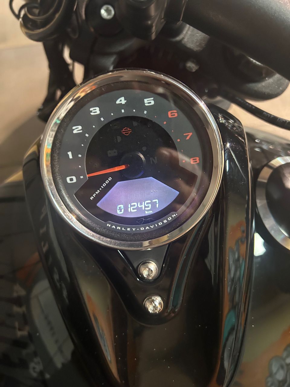 HARLEY-DAVIDSON SOFTAIL FAT BOB 1745 4