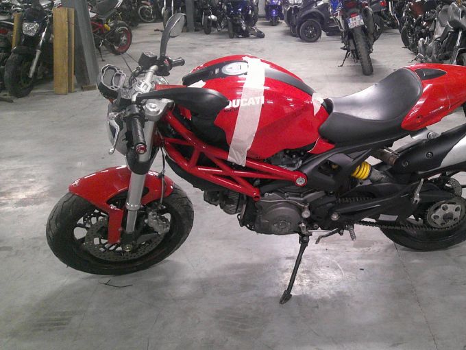 DUCATI 796 MONSTER 4