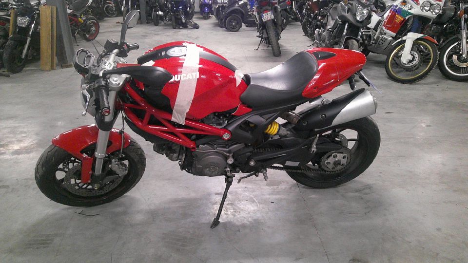 DUCATI 796 MONSTER 4