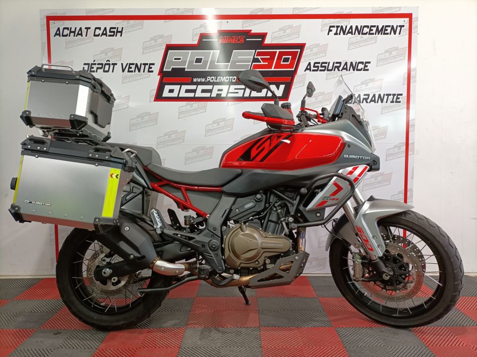 QJ MOTOR SRT 600 SX 4