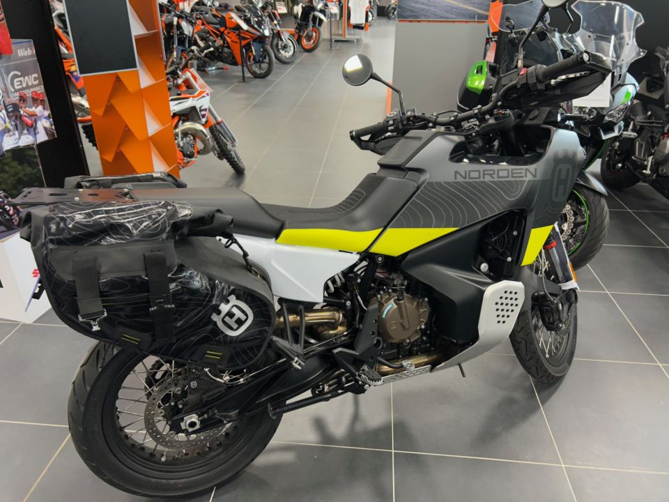 HUSQVARNA NORDEN 901 4