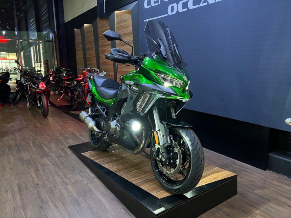 KAWASAKI VERSYS 1000 SE 4