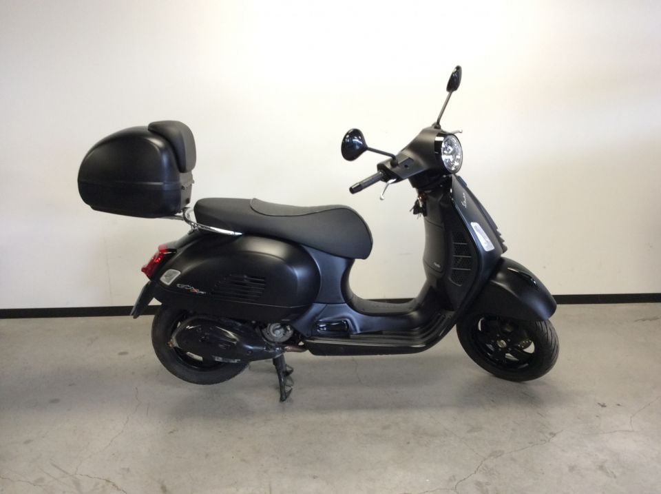 VESPA GTS 300 4
