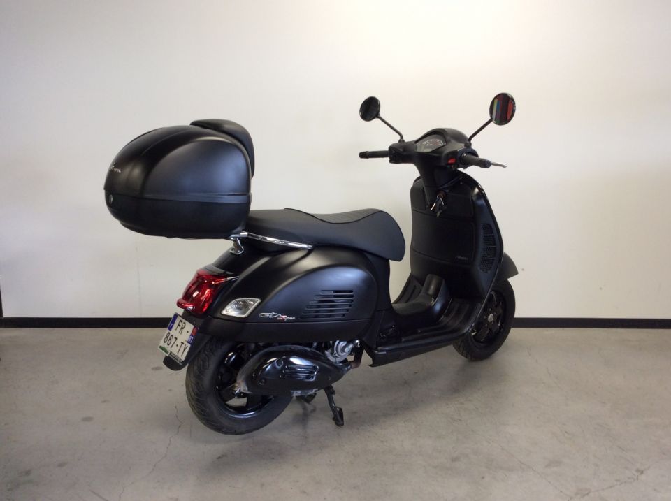 VESPA GTS 300 4