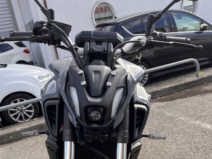 YAMAHA MT-07 4