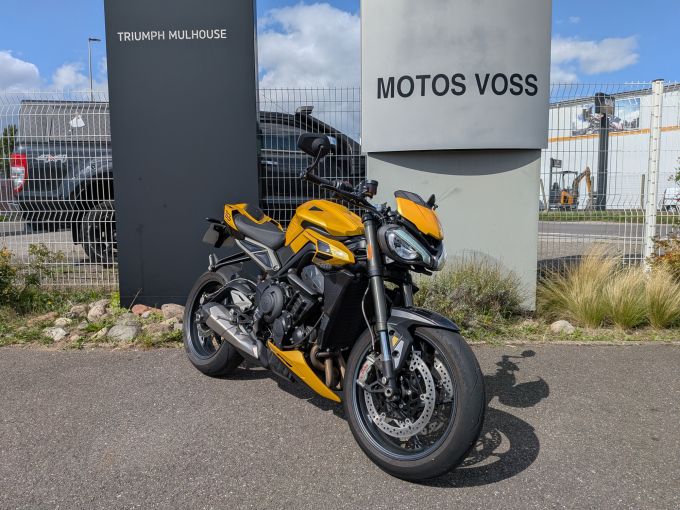 TRIUMPH STREET TRIPLE 765 RS 4