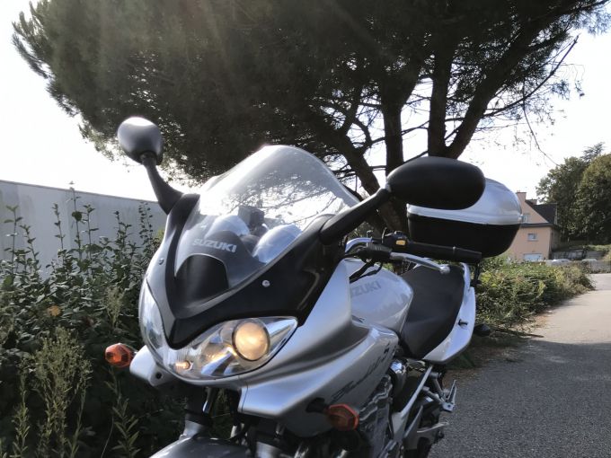 SUZUKI GSF 600 S BANDIT 4