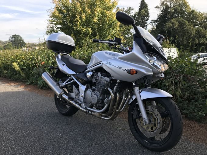 SUZUKI GSF 600 S BANDIT 4