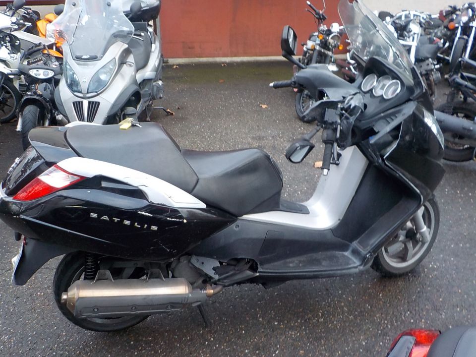 PEUGEOT SATELIS 125 4