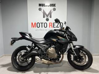 QJ MOTOR SRK 700 - 2023