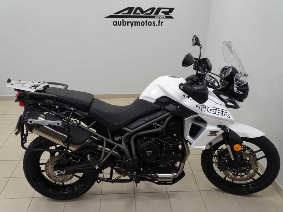 TRIUMPH TIGER 800 XRX 4