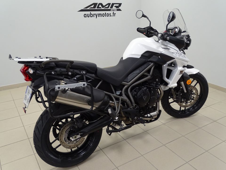 TRIUMPH TIGER 800 XRX 4