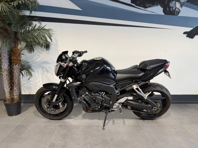 YAMAHA FZ1 4