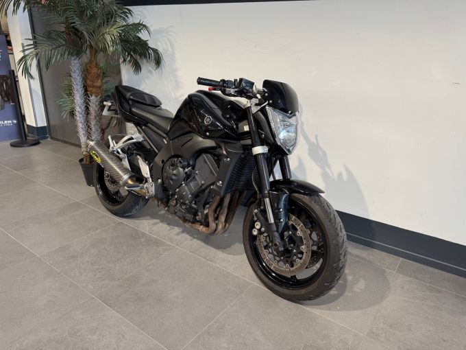 YAMAHA FZ1 4