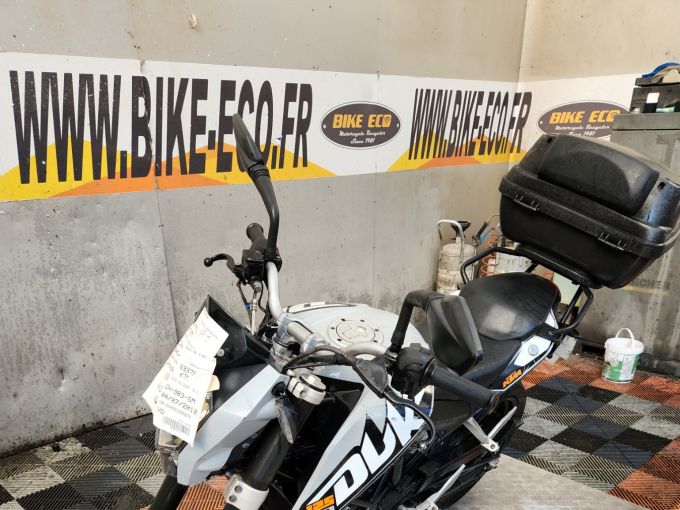 KTM 125 DUKE 4