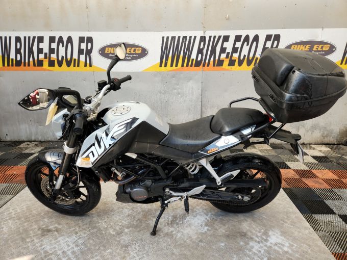 KTM 125 DUKE 4