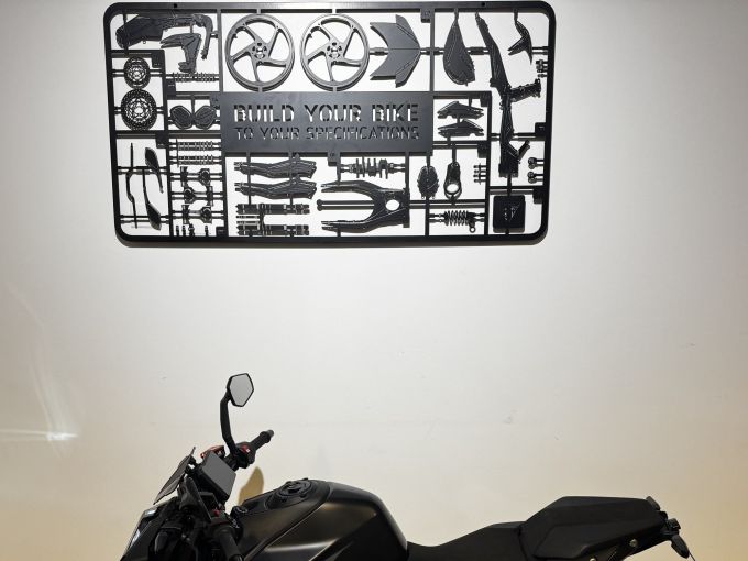 KTM 990 DUKE 4