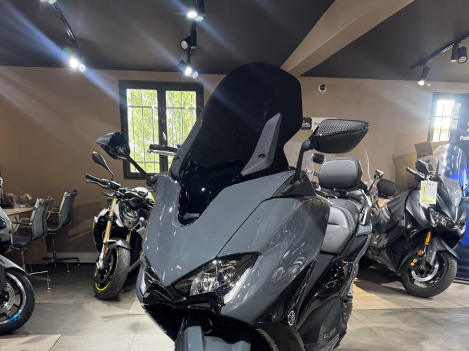 YAMAHA XP T-MAX 560 TECH MAX 4