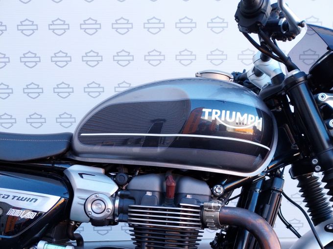 TRIUMPH SPEED TWIN 1200 4