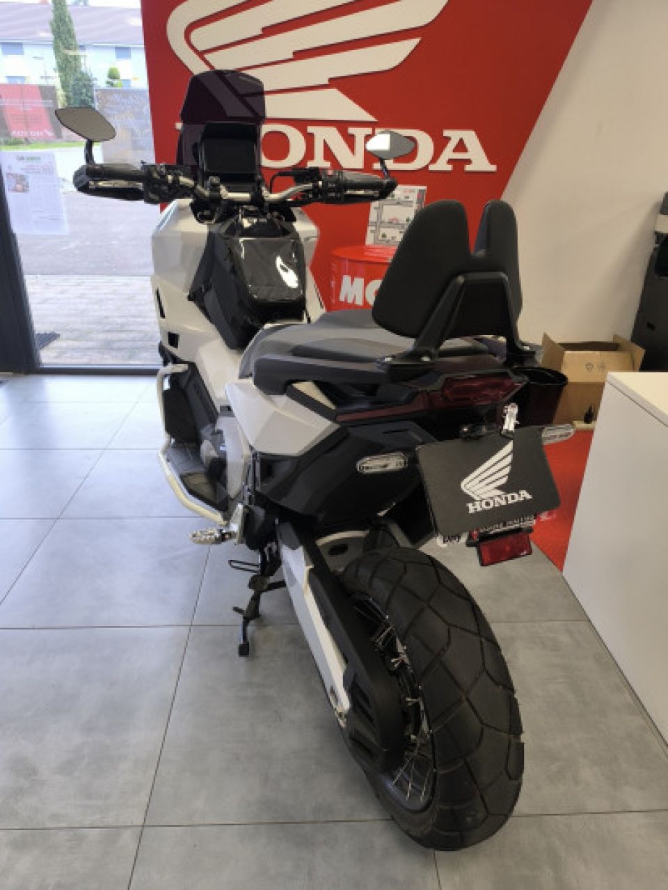 HONDA X-ADV 750 4
