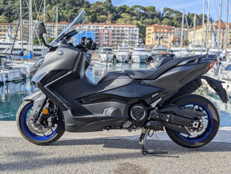 YAMAHA XP T-MAX 560 4