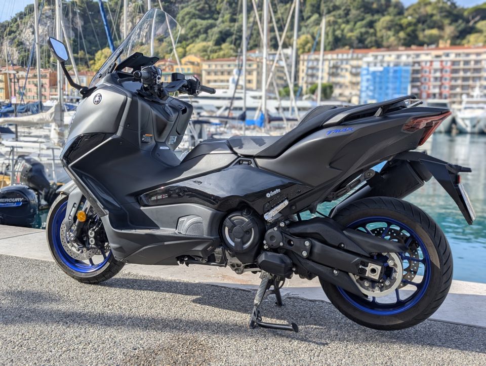 YAMAHA XP T-MAX 560 4