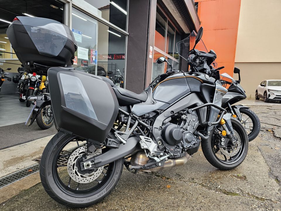 YAMAHA TRACER 9 GT+ 4