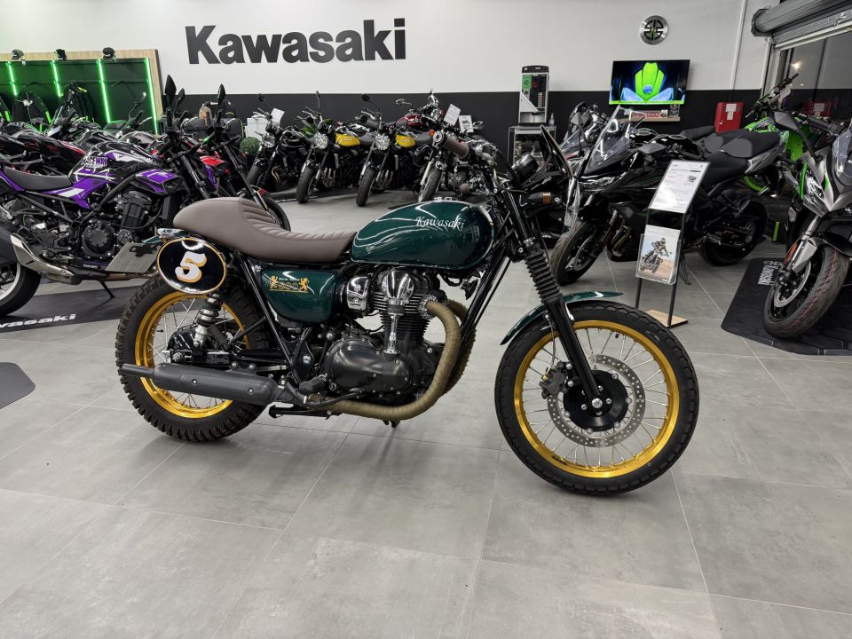 KAWASAKI W800 4