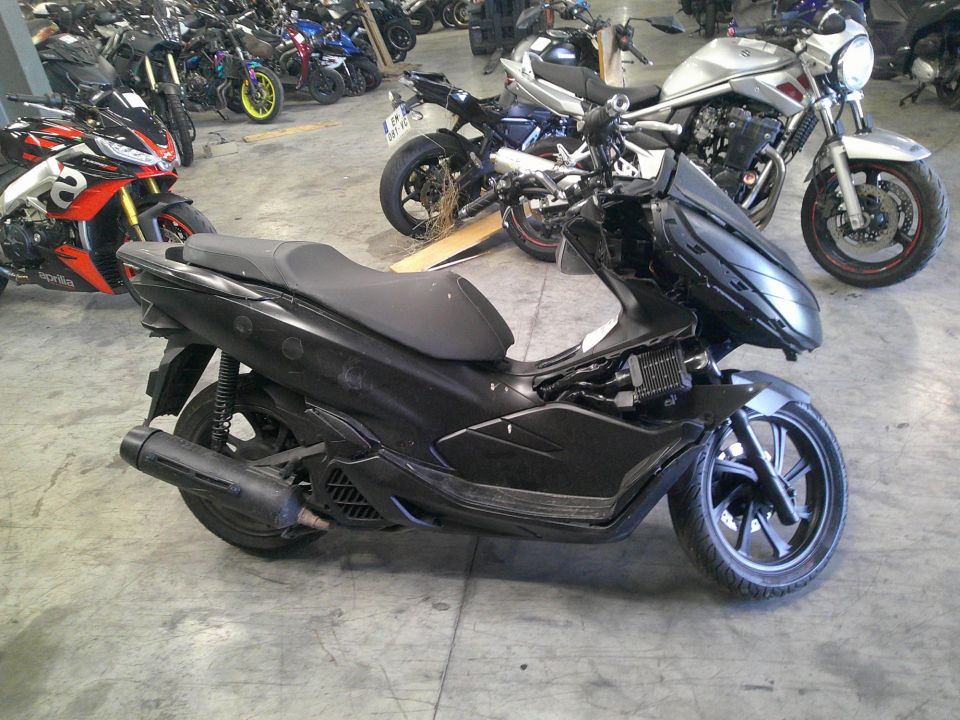 HONDA PCX 125 4