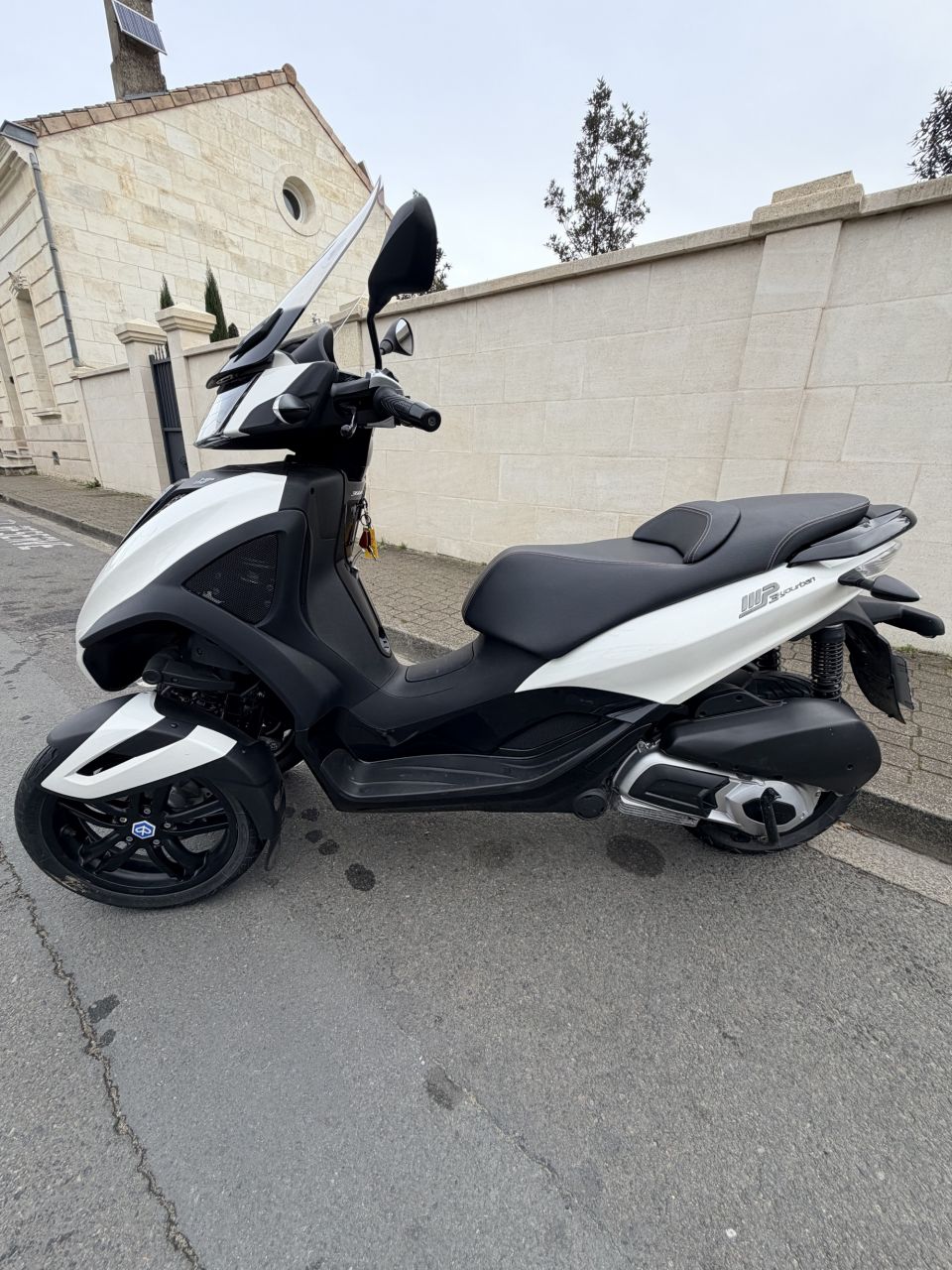 PIAGGIO MP3 300LT YOURBAN 4