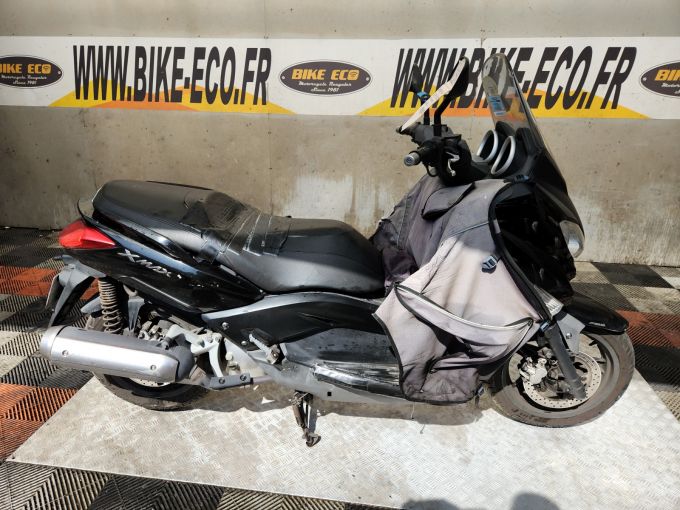 YAMAHA XMAX 125 4