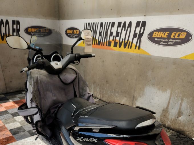 YAMAHA XMAX 125 4