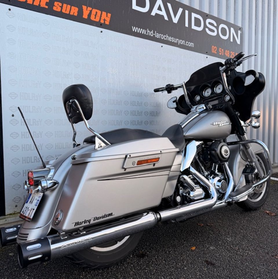 HARLEY-DAVIDSON TOURING STREET GLIDE 1584 4
