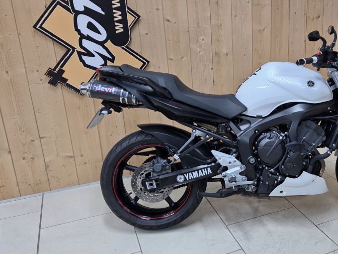 YAMAHA FZ6 (98CV) 4
