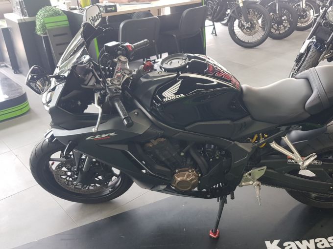 HONDA CBR 600 R 4