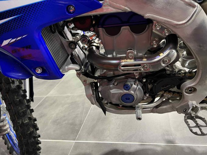 YAMAHA YZ250F 4