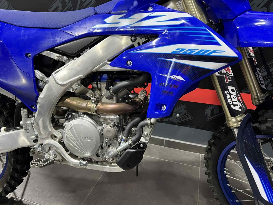 YAMAHA YZ250F 4